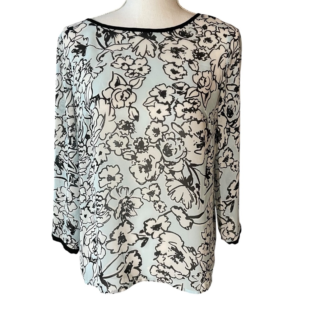 Loft Sheer Floral Long Sleeved Lightweight Blouse.  Size MP